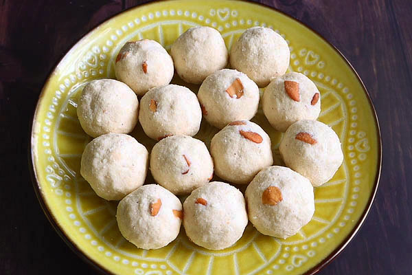 rava ladoo ready