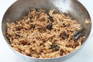 Polgare Rice Puliyogare Recipe | Tamarind Rice Recipe - Sharmis Passions