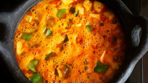 Pongal kuzhambu | Pongal Puli Curry Recipe - Sharmis Passions