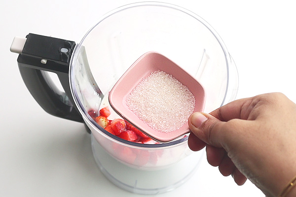 strawberry milkshake recipe add sugar to it