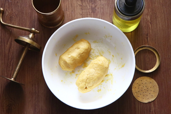 mix well to form a  sticky dough