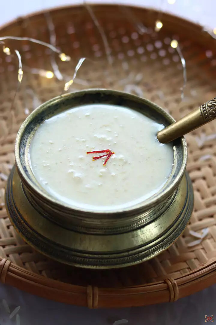 paal payasam served in bronze pot