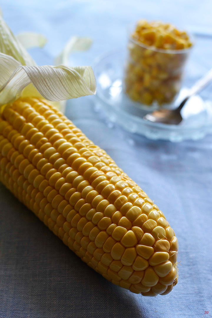 fresh corn on the cob