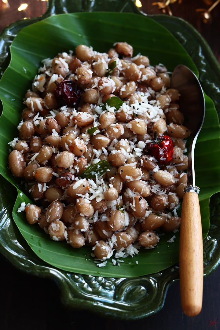 peanut sundal served