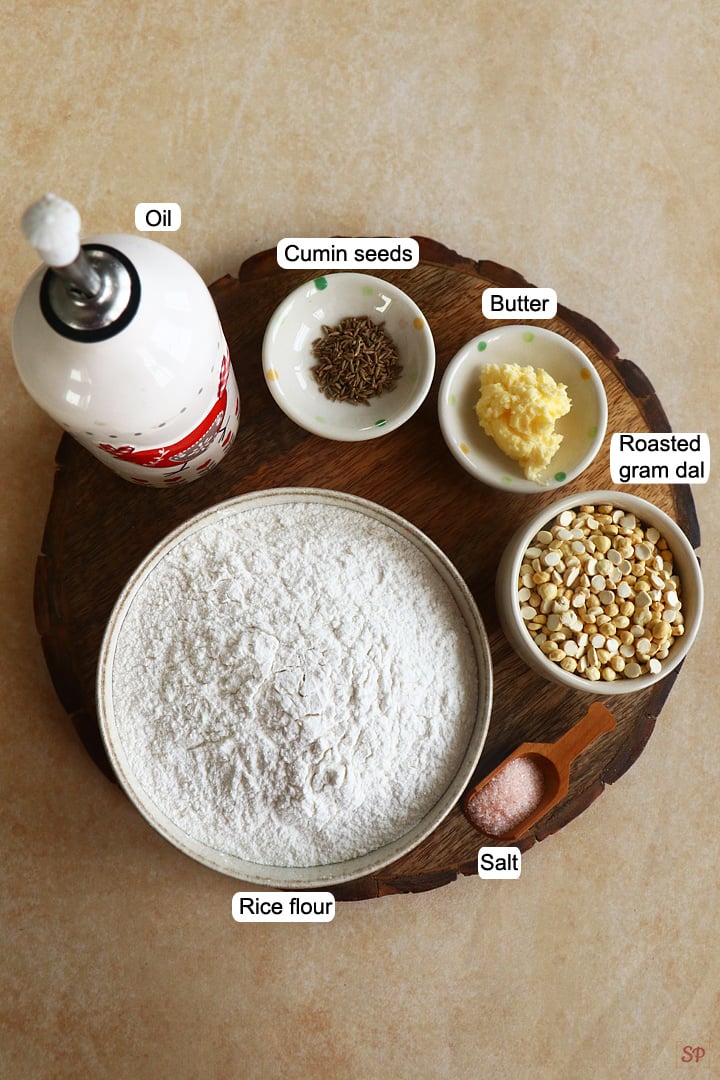 ingredients needed to make pottukadalai murukku