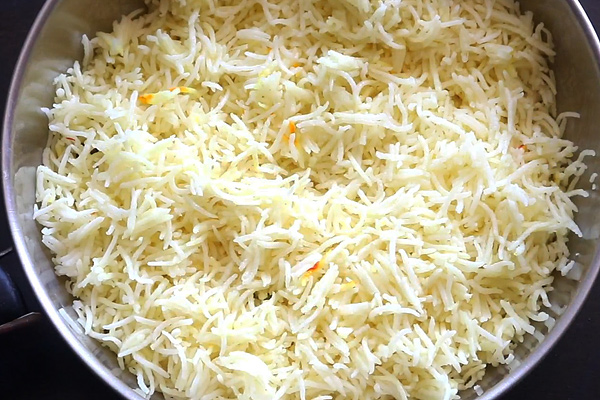 kashmiri pulao recipe fluff up the rice