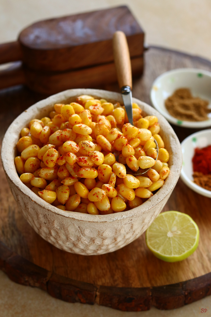 masala corn served