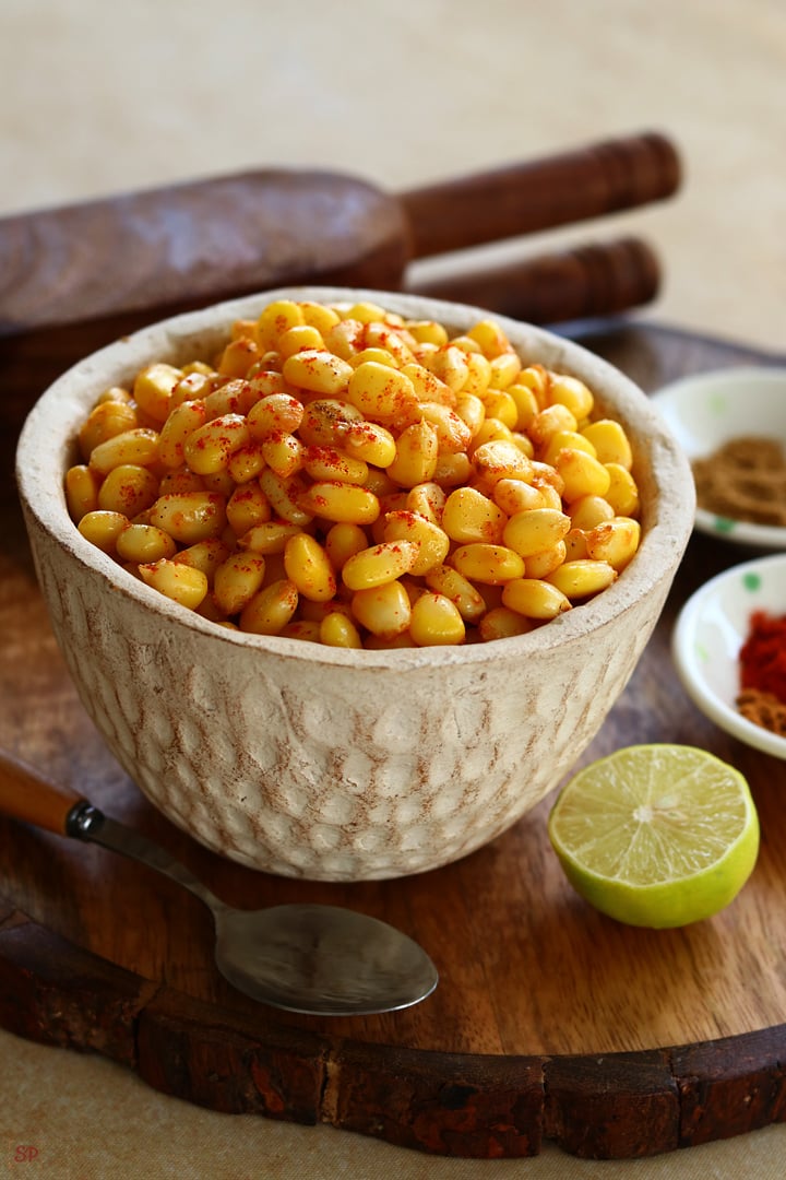 masala corn served