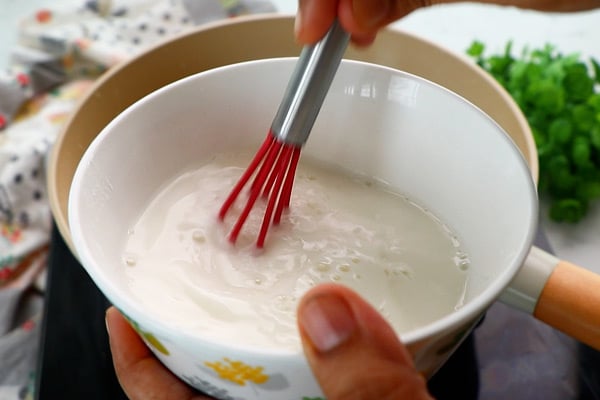 mix corn flour water well