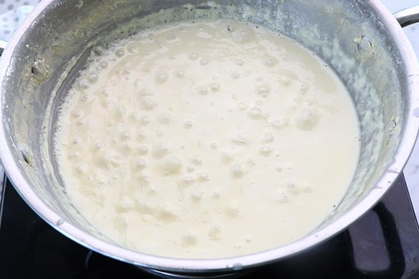 starts to thicken