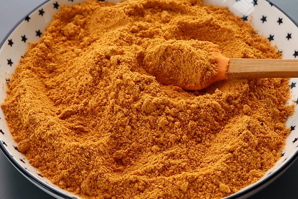 spread on a plate and cool