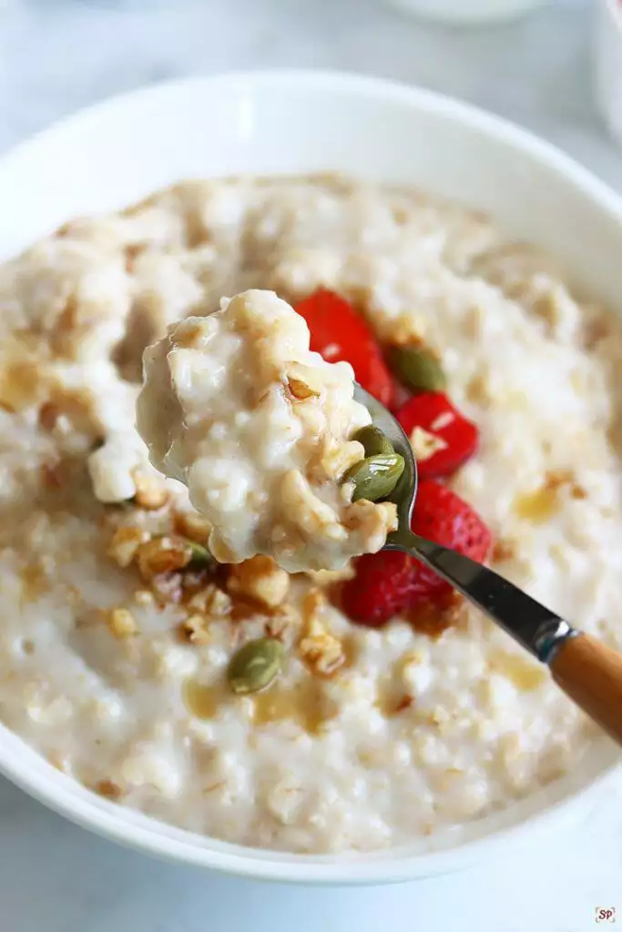 oatmeal porridge in a spoon