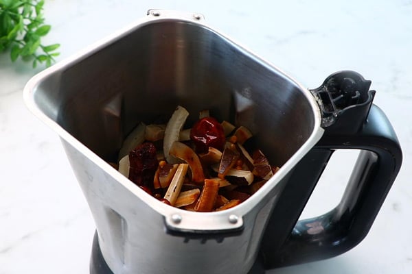 transfer to mixer jar