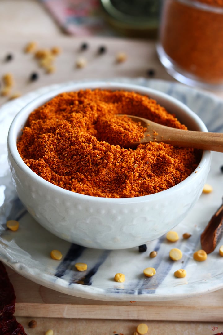 bisi bele bath powder in a bowl