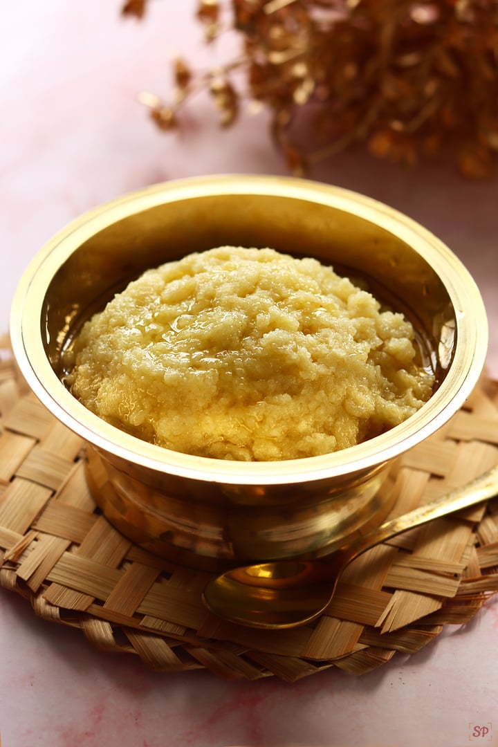 paal halwa served in a bronze bowl