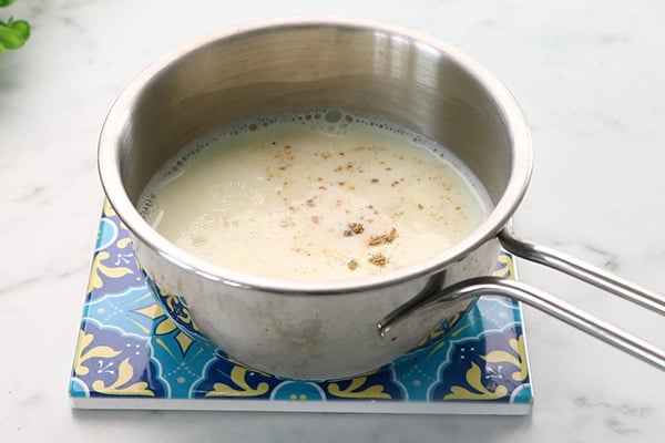 add dry ginger powder