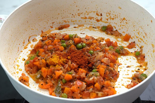 add spice powders