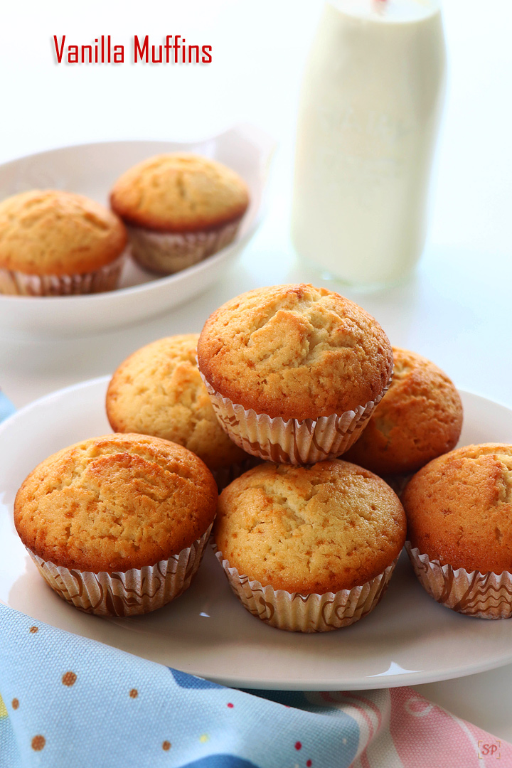 vanilla muffins ready