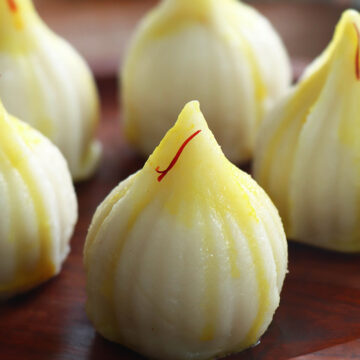 Ukadiche Modak | Steamed Modak Recipe - Sharmis Passions