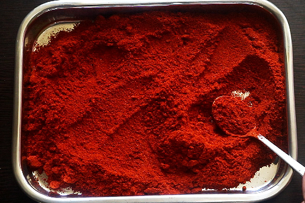 red chilli powder ready
