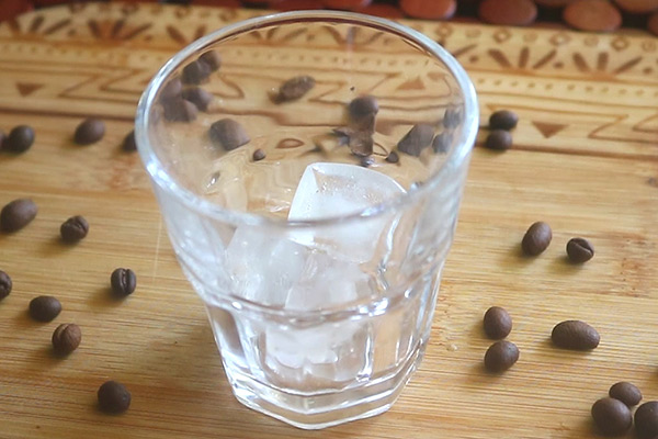 add ice cubes