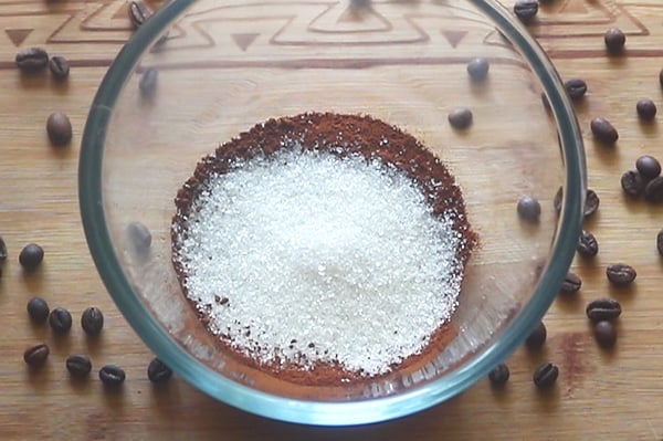instant coffee powder with sugar