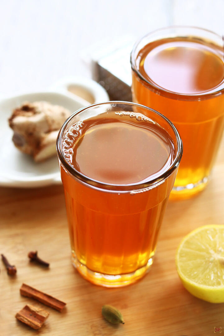 sulaimani tea served in tea glass