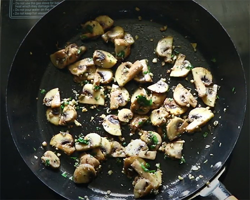 butter garlic mushroom is ready