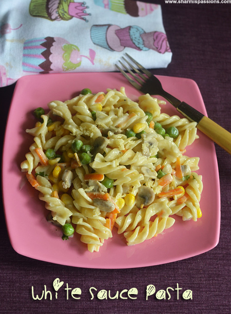 vegetable white sauce pasta