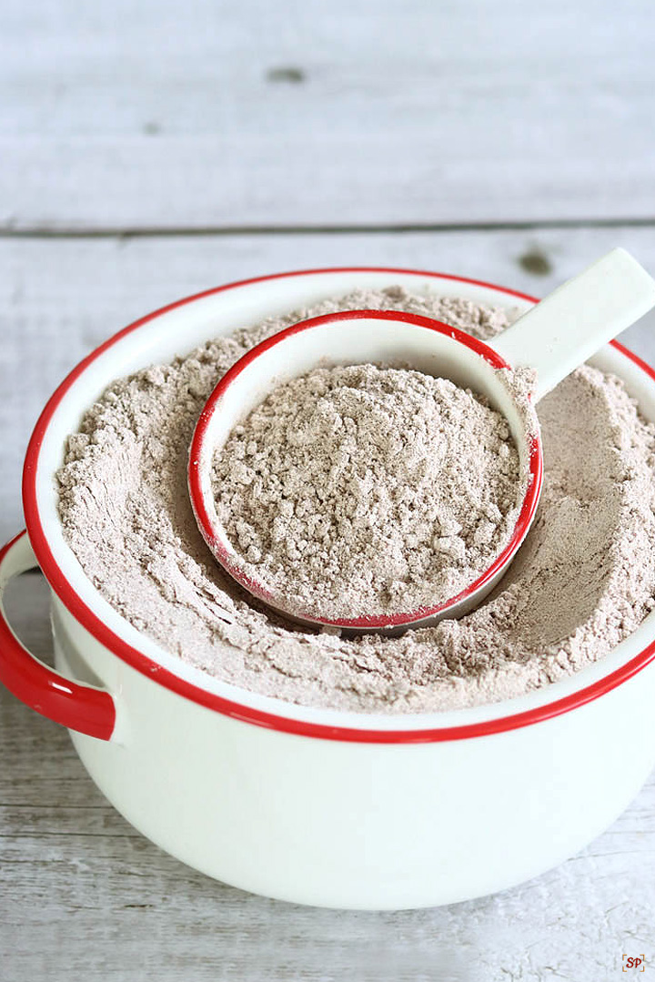 homemade sprouted ragi powder placed in a white bowl