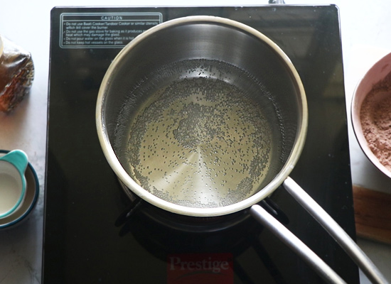 boil water in a sauce pan