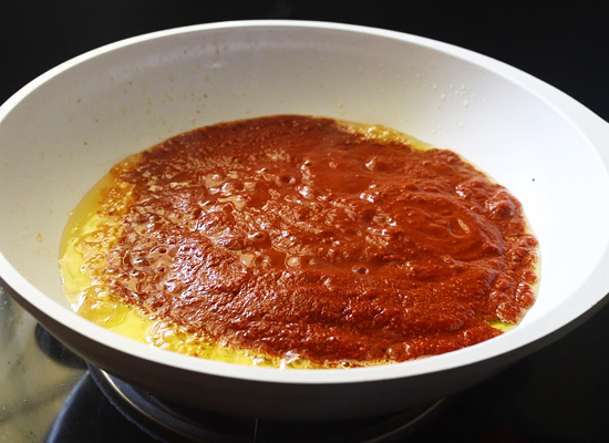 paneer ghee roast add ground spice paste