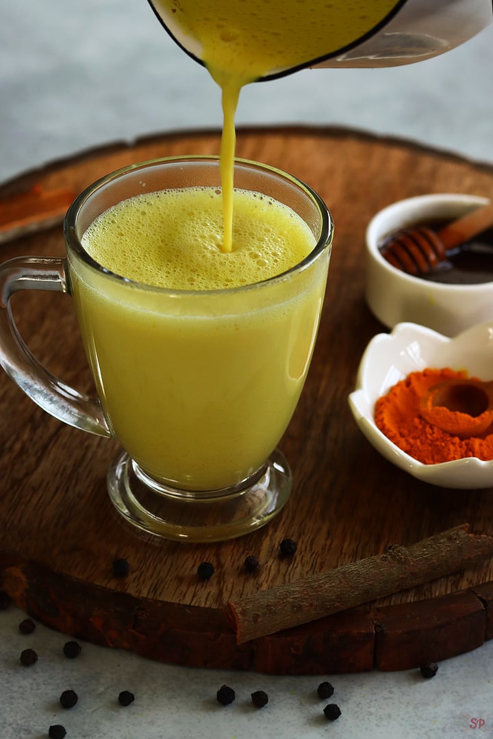 hot turmeric milk served