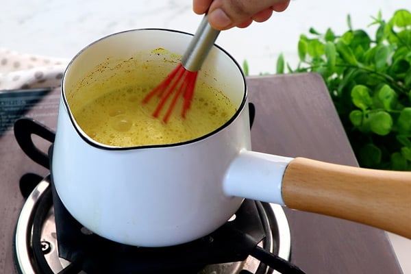 whisk well