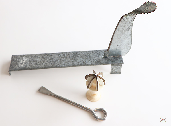 tools for making coconut chutney