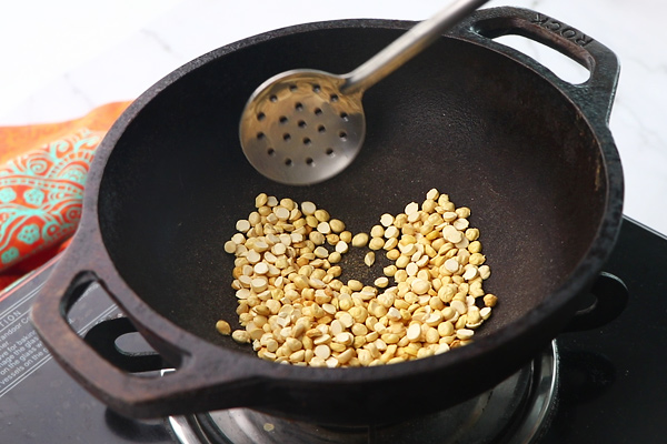 roast fried gram dal