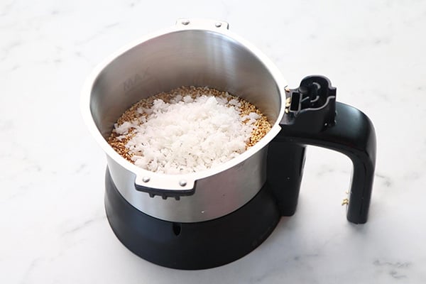 add sesame seeds with coconut