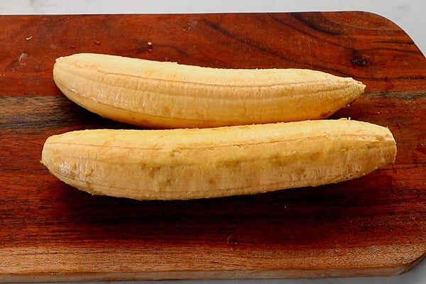 peel removed nendran banana