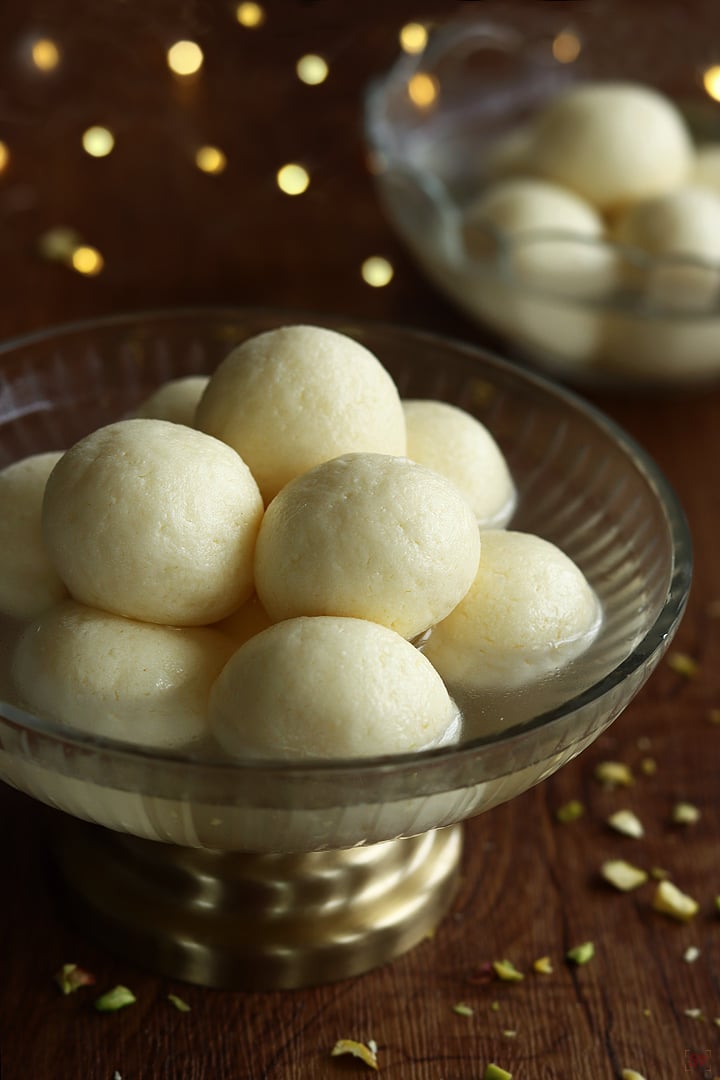 rasgulla served in a glass bowl