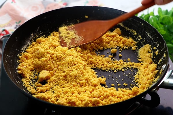 start roasting, turns crumbly