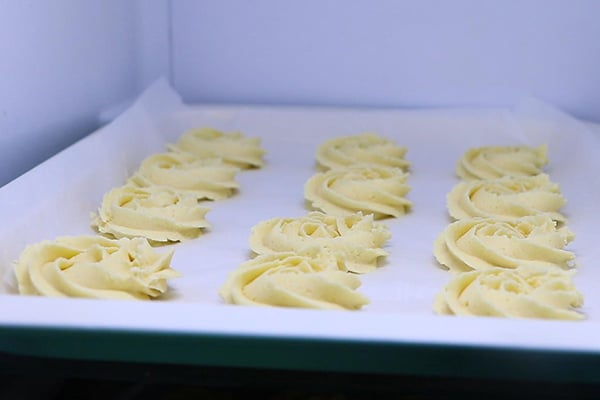 freeze the piped cookies