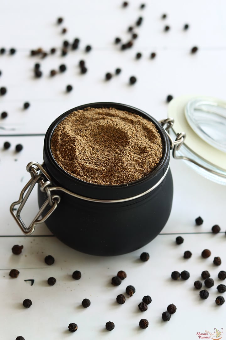 black pepper powder stored in a jar