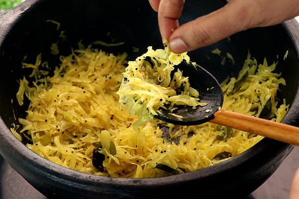 check if cabbage is cooked