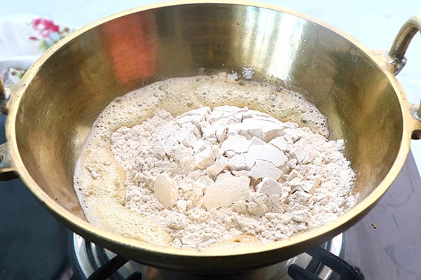 add wheat flour to ghee
