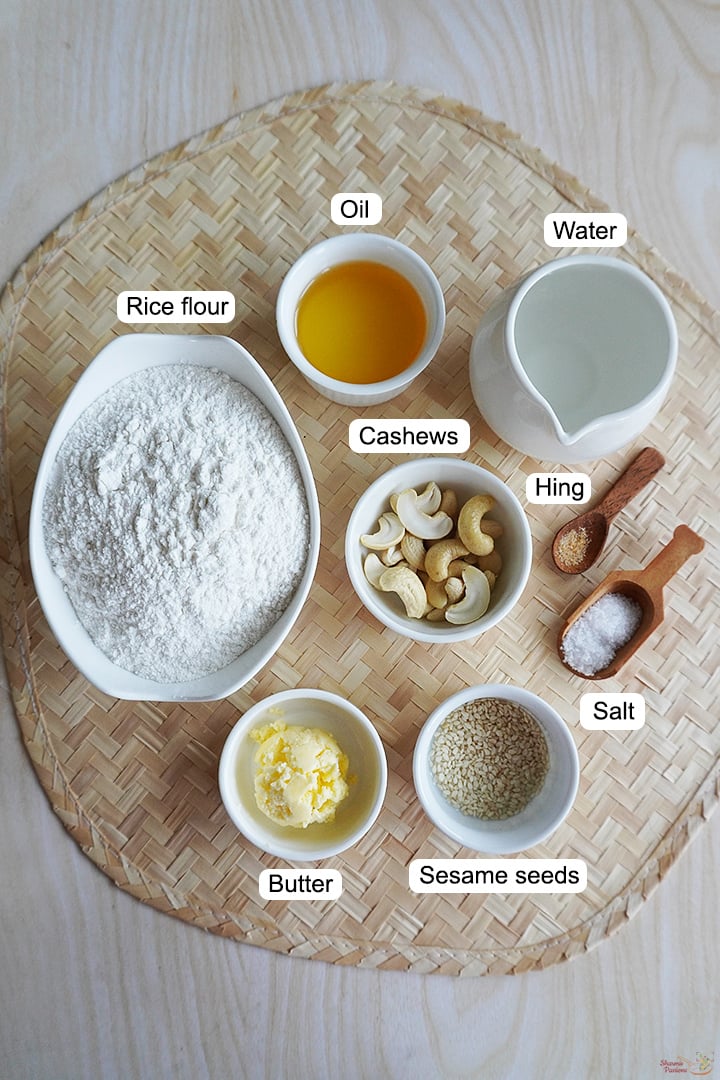 ingredients needed to make cashew murukku