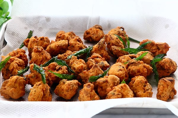 cashew pakoda ready