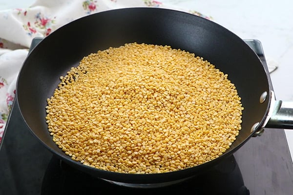 roast moong dal