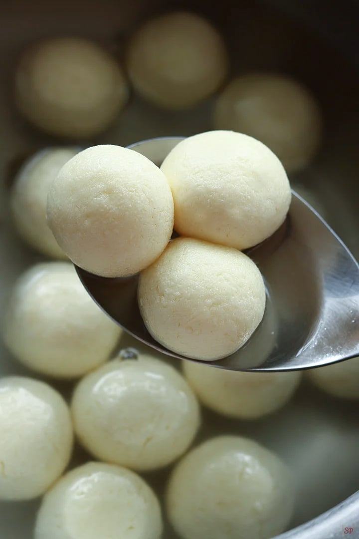 rasgulla just cooked