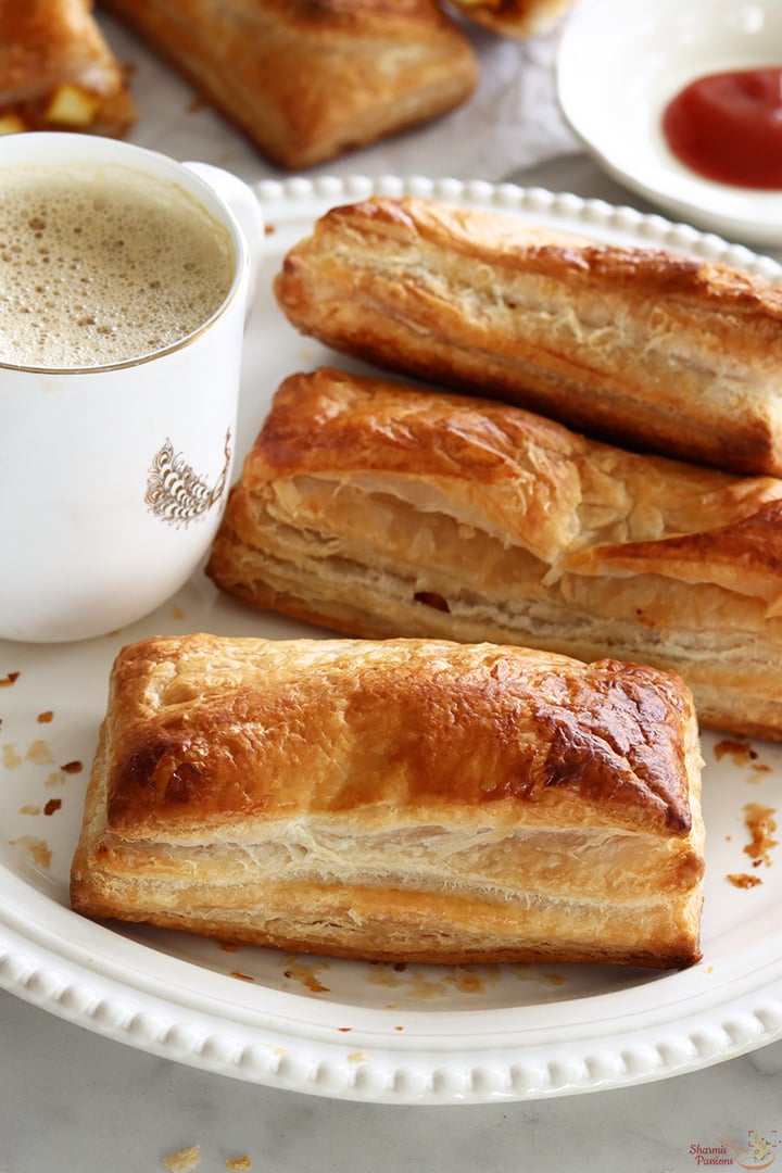 paneer puffs served with tomato ketchup