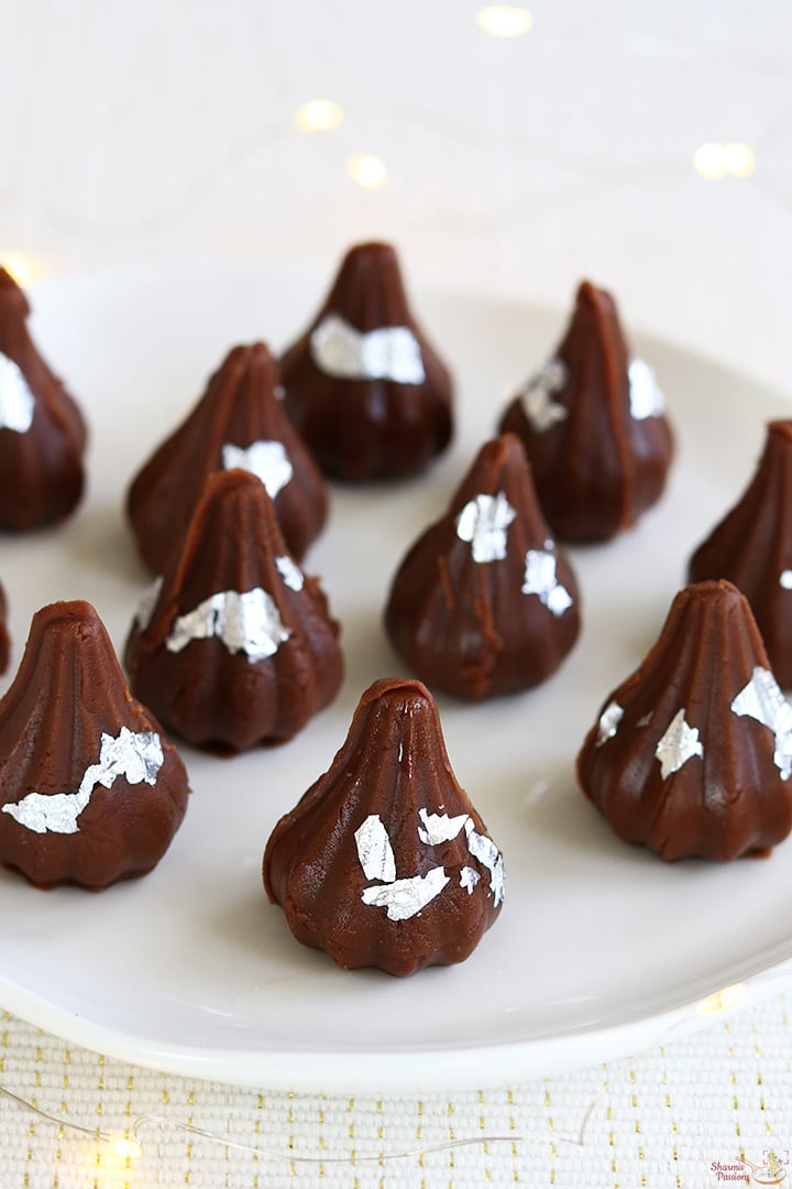 chocolate modak served